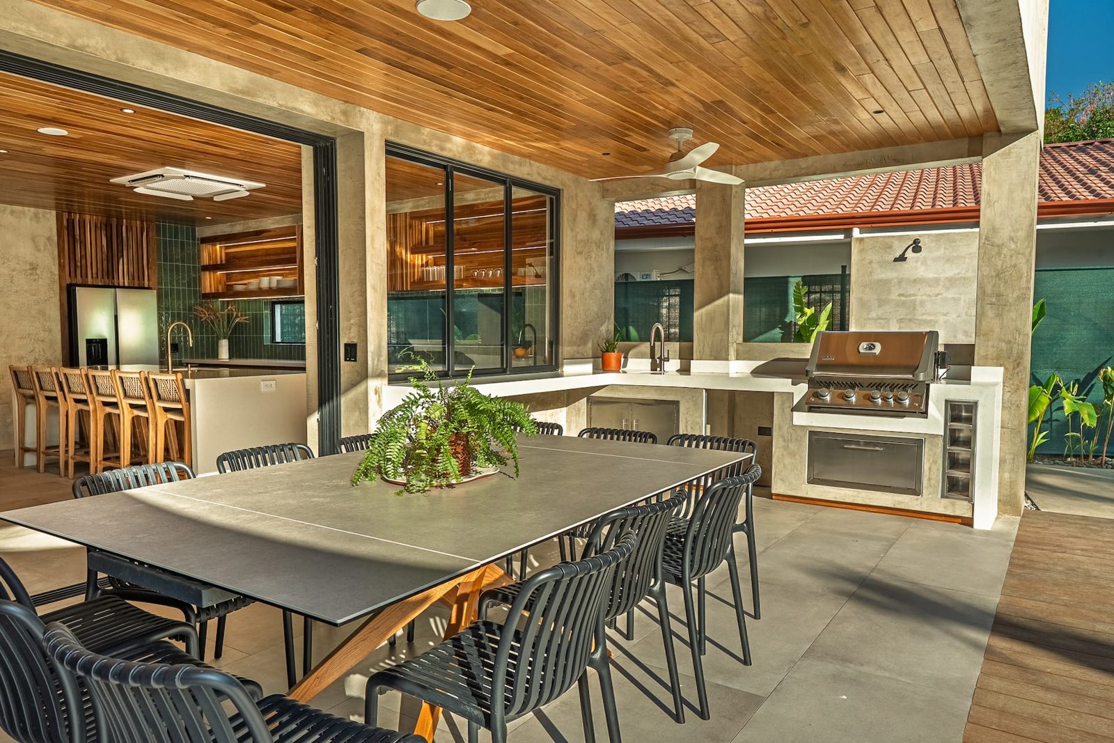 Outdoor kitchen and dining
